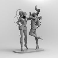 F511 - Vintage Comic style Wonder girl and super girl, STL 3D Model design print download file